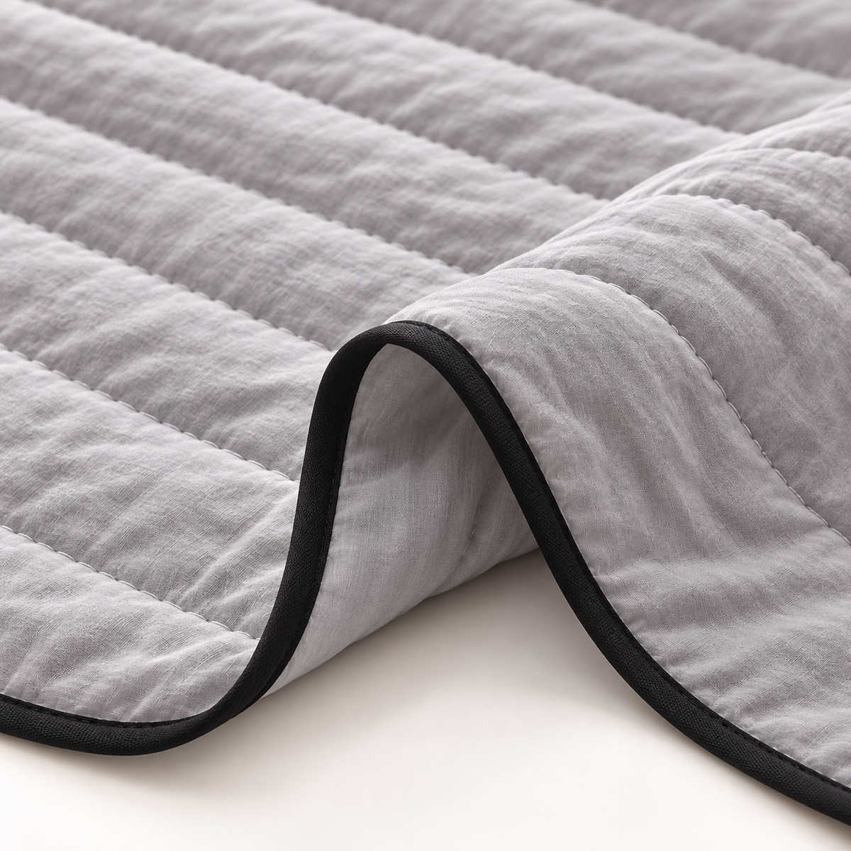 IceFlow cooling blanket lightweight fabric detail