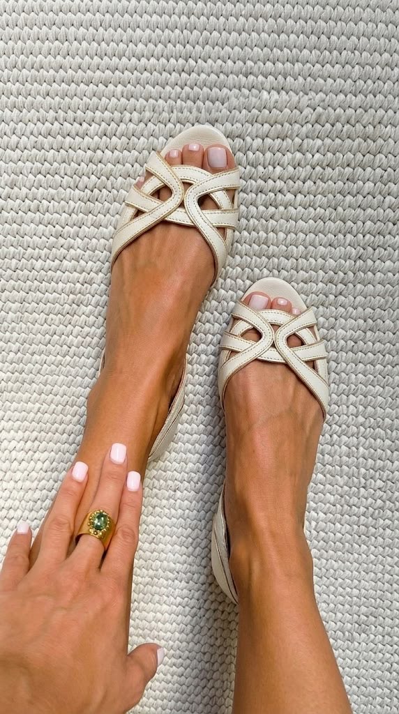 Camilla elegant braided sandal detail