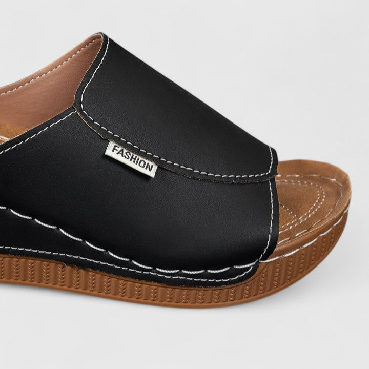 Celestria sandal sole