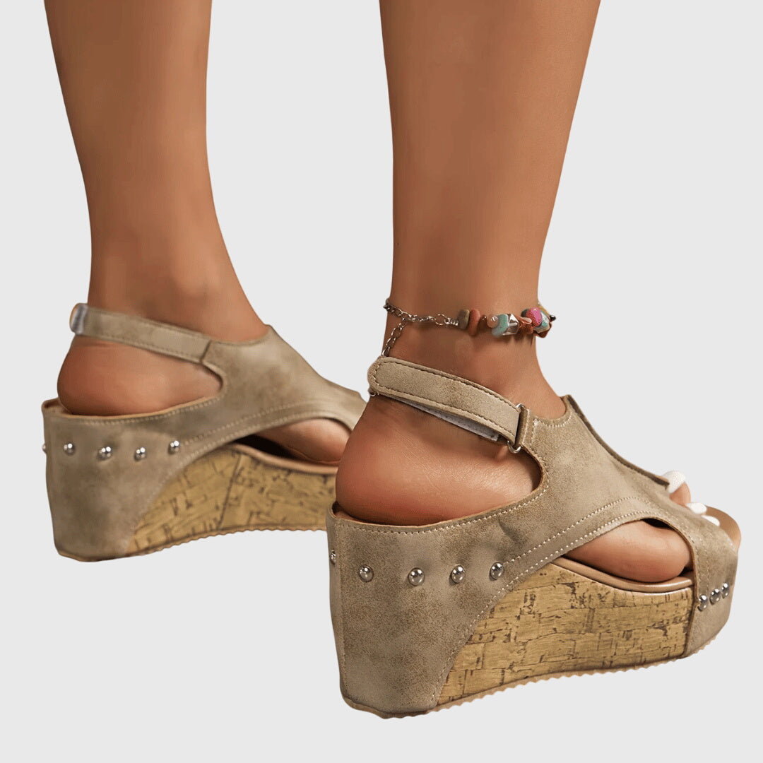 Lydia sandal lifestyle