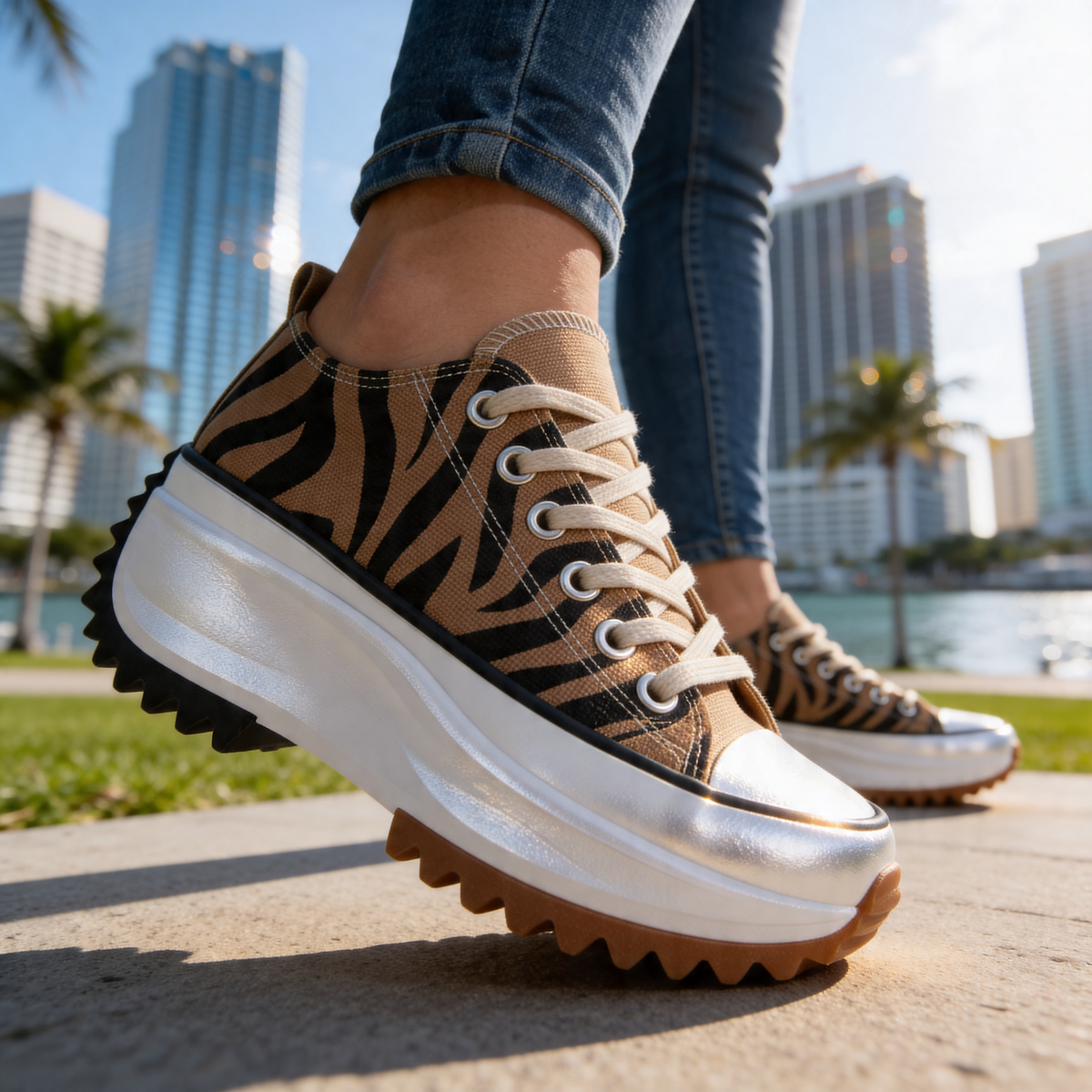 Lofa platform sneakers lifestyle
