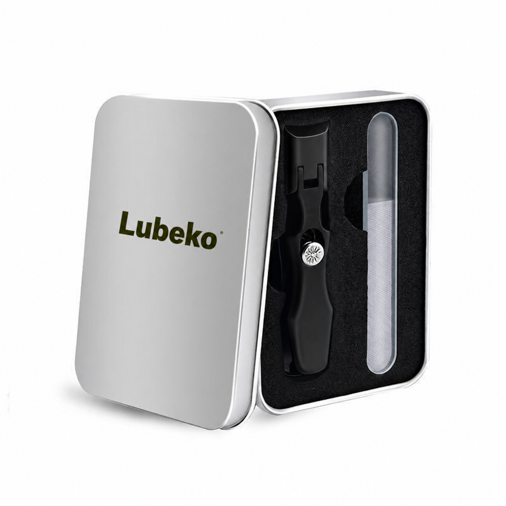 Black ClariClip nail cutter set with Lubeko metal case and file