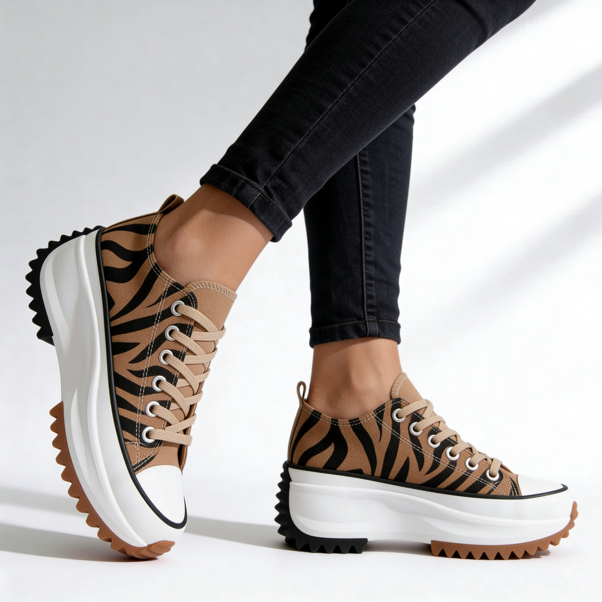 Lofa platform sneakers lifestyle