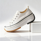 Lofa single sneaker view